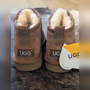UGG Australian Shepherd Boots